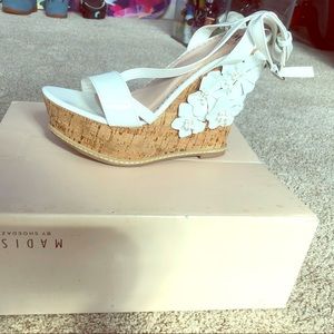 Women’s 9.5 floral wedges